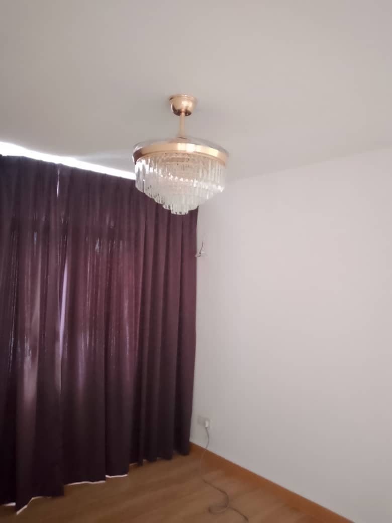 Chandelier fan installed